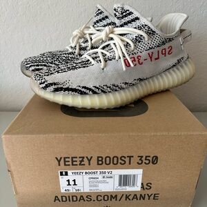 Yeezy 350 Zebra